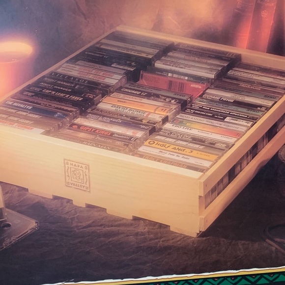 Napa Valley Cassettte Tape Crate hold 60 cassettes solid Pine wood vintage - Picture 2 of 12